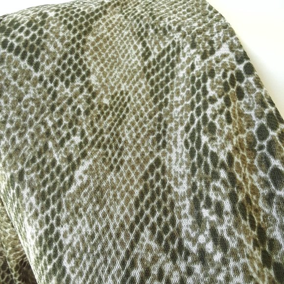 Liz Claiborne Army Green Snake Print Surplice Top - Picture 9 of 12